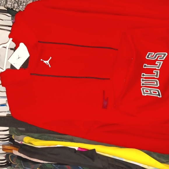 Chicago bulls official hoodie size small